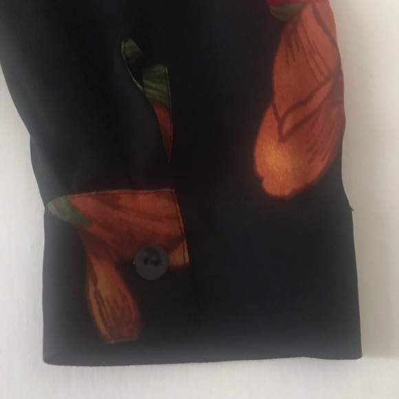 Chicos Design Silk Blouse Black Red Flowers Long Sheer Sz 2 - Picture 8 of 8